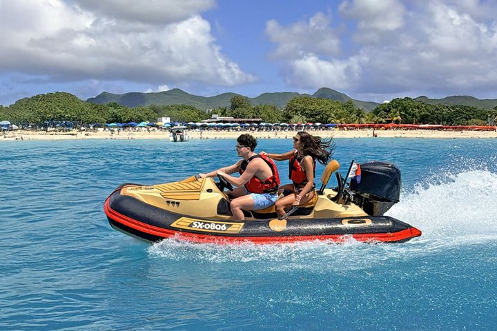 Yoho Pirates Premium Self Drive Speedboat Tour in St. Maarten