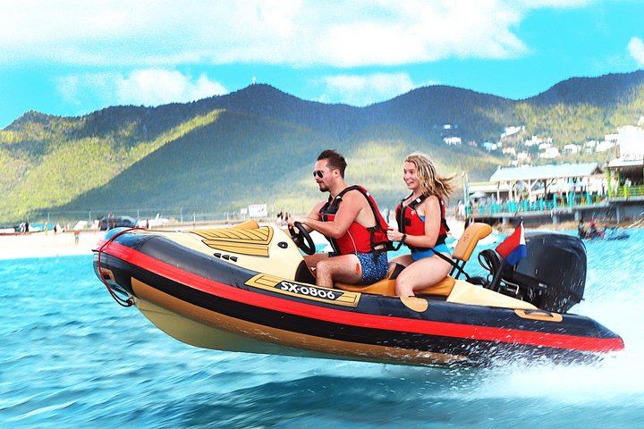 Yoho Pirates Premium Self Drive Speedboat Tour in St. Maarten