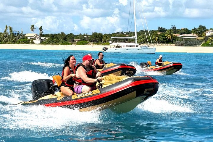 Yoho Pirates Premium Self Drive Speedboat Tour in St. Maarten