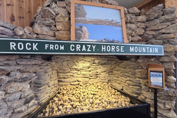 Mt Rushmore, Crazy Horse and Custer State Park Wildlife Loop Tour