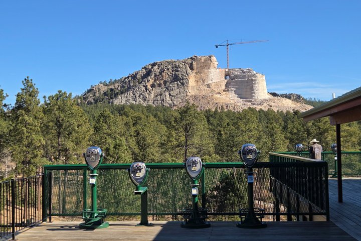 Mt Rushmore, Crazy Horse and Custer State Park Wildlife Loop Tour