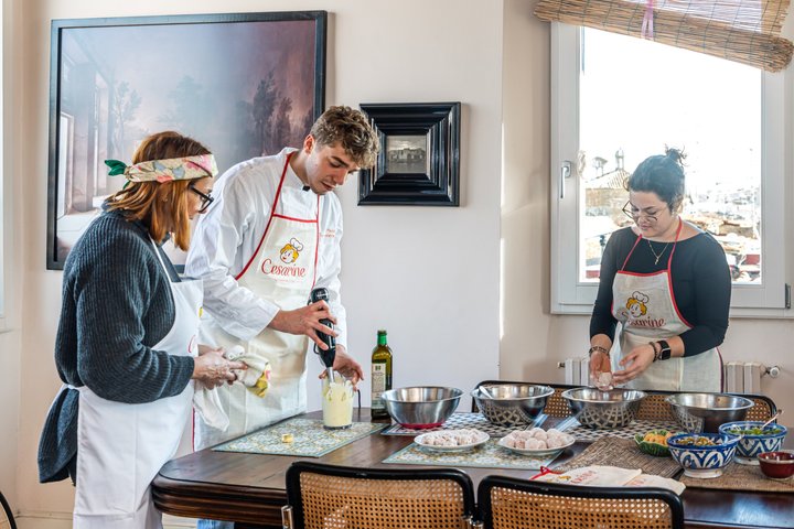 Small group Pasta and Tiramisu class in Aosta by Cesarine