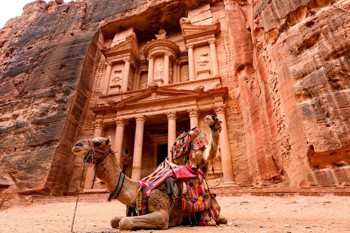From Aqaba: Private Full-Day Wadi Rum and Petra Tour