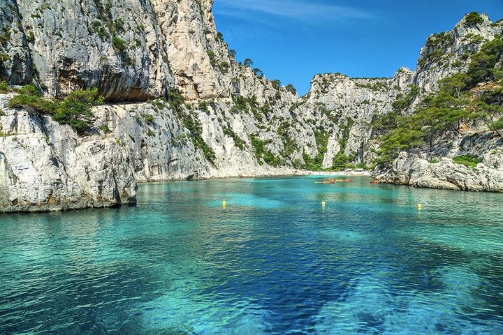 Medieval village of Castellet, Cassis & the beautifull Calanques