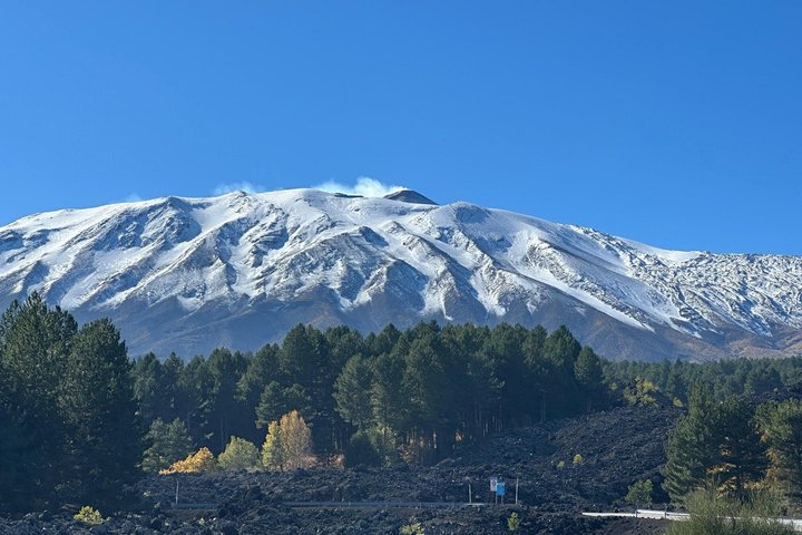 Etna and Wine an experience between nature and aromas with taste.