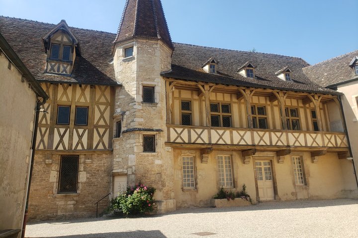 Guided tour of Beaune with your professional guide!