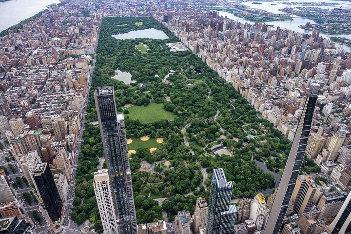 Private New York City Helicopter Tour for Couples from Westchester