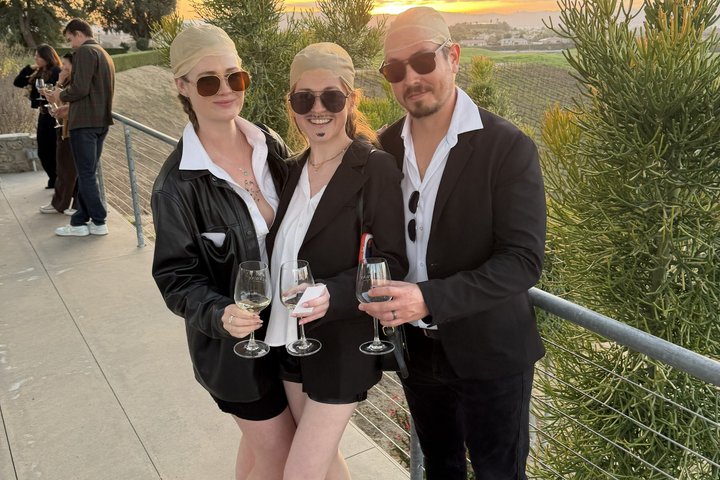 Temecula Party Bus Wine Tour Perfect For Groups