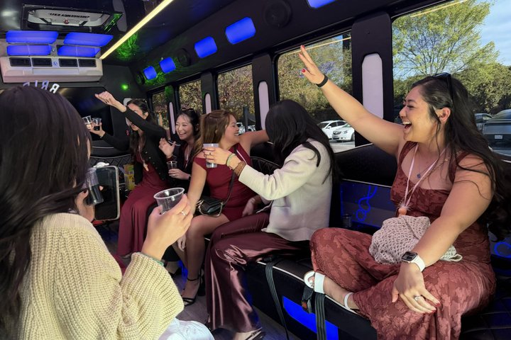 Temecula Party Bus Wine Tour Perfect For Groups
