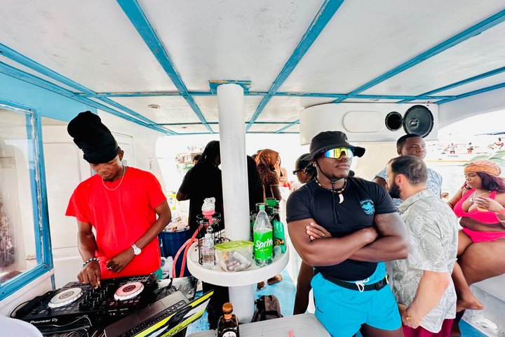 #1 Punta Cana Hip Hop Adults Only Party Boat with Open Bar & DJ
