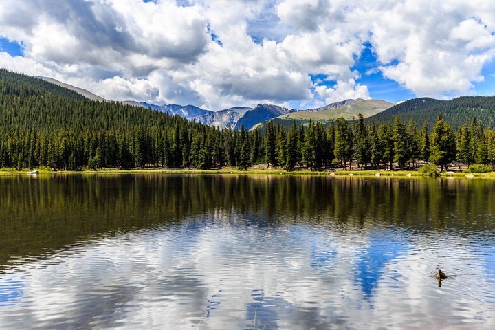 Rocky Mountain Escape - Scenic Views and Nature Walks