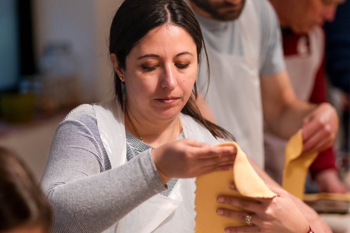 Authentic Pasta Cooking Class in Alghero Farmhouse with Wine