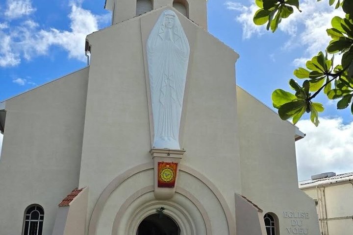 Country Tour 2.5 included Tjibaou Cultural Center & Church -LYVAI