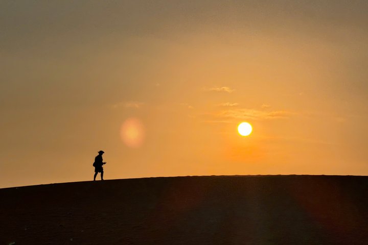 5-Hour Sunrise or Sunset Jeep Tour from Mui Ne