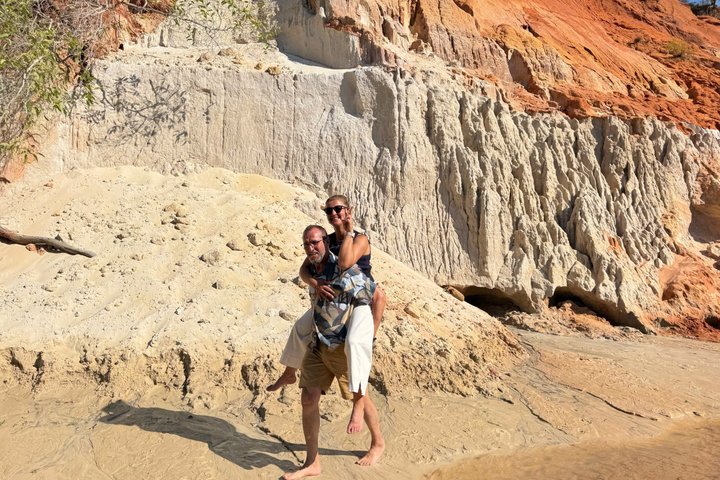 5-Hour Sunrise or Sunset Jeep Tour from Mui Ne