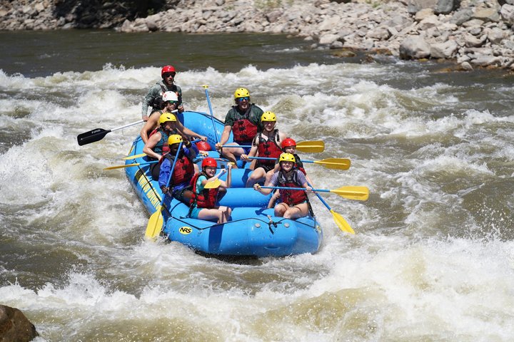 Half Day Shoshone Rafting in Glenwood Springs