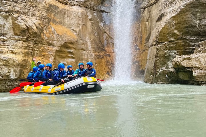 Osumi Canyon Adventure - Rafting & Tubing