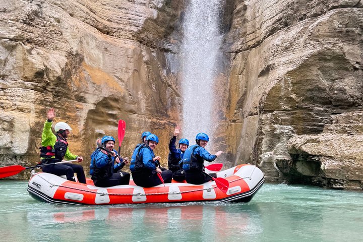 Osumi Canyon Adventure - Rafting & Tubing