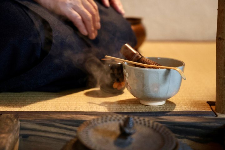 Traditional Japanese Tea Ceremony at Master's Private Tea Room