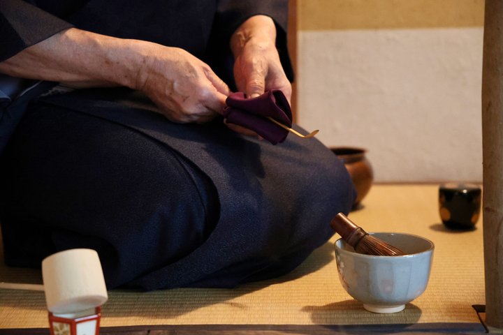 Traditional Japanese Tea Ceremony at Master's Private Tea Room
