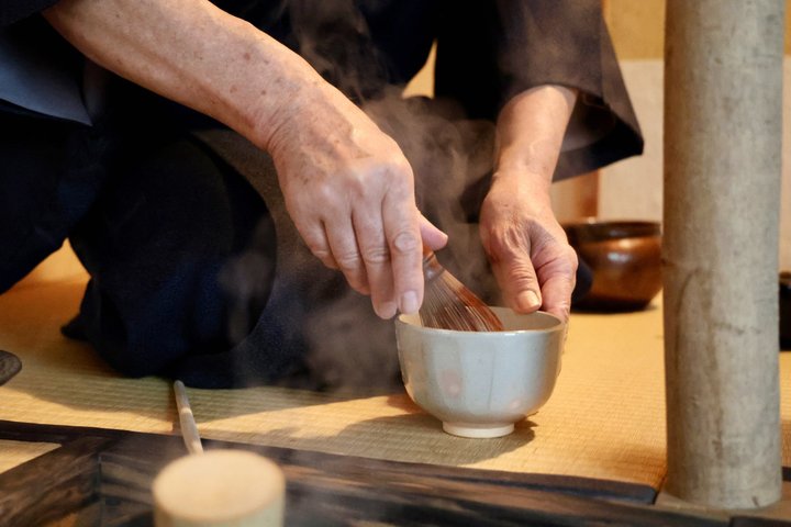 Traditional Japanese Tea Ceremony at Master's Private Tea Room