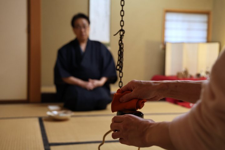 Traditional Japanese Tea Ceremony at Master's Private Tea Room
