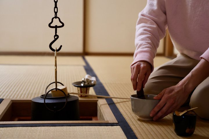 Traditional Japanese Tea Ceremony at Master's Private Tea Room