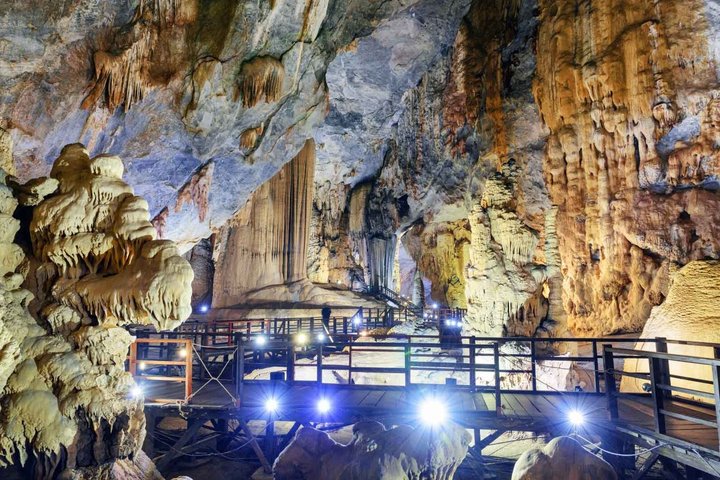 Phong Nha Cave & Paradise Cave Full-Day Exploration from Hue