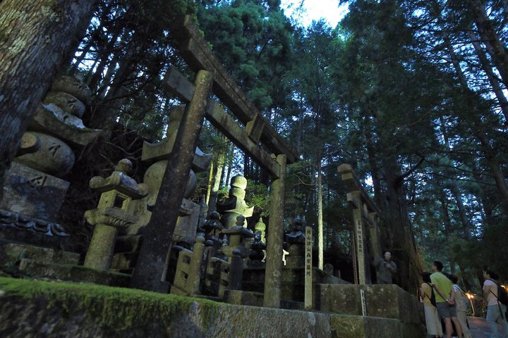 Koyasan Okunoin Night Tour Sacred Pilgrimage Experience