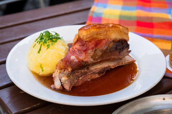 Nuremberg Food Tour with Full Meal & Drinks by Do Eat Better