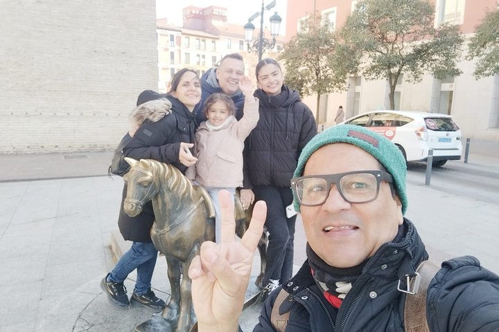The Most Complete Tour of Zaragoza: Mysteries, Photos & Surprise