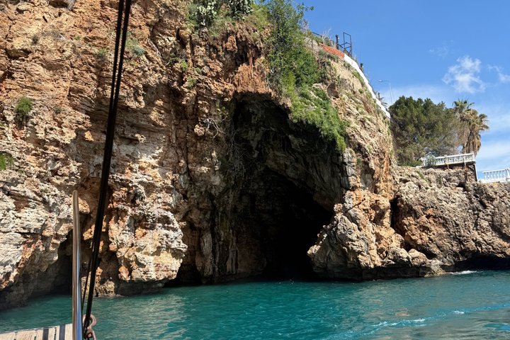 Antalya City Tour 2 Waterfalls, Boat Trip – All Tickets Included
