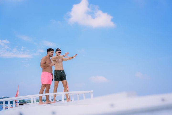 Group Snorkeling Tour Gili Islands Including GoPro Documentation