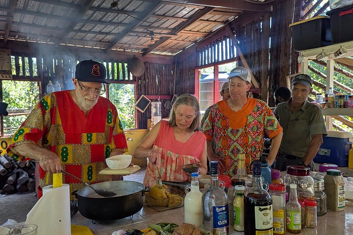 Hopkins Kayaking and Garifuna Cooking Experience