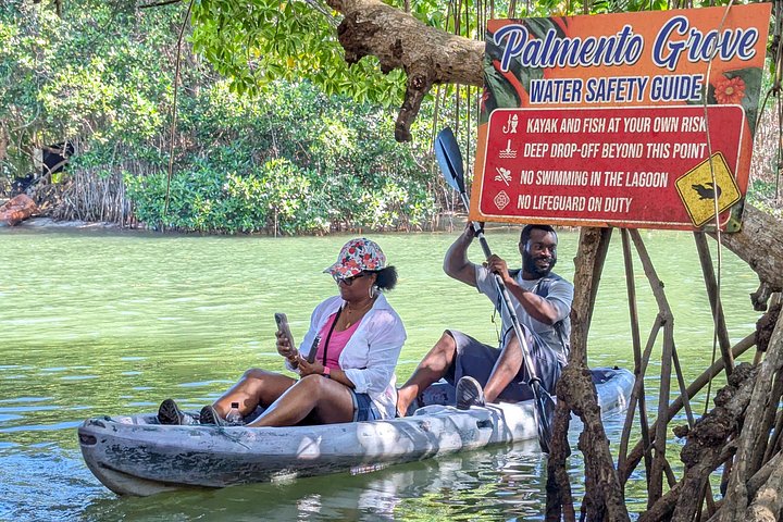Hopkins Kayaking and Garifuna Cooking Experience