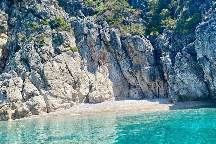 Himarë: The 10+ Beaches Daily Boat Trip in Albania (2026 Package)