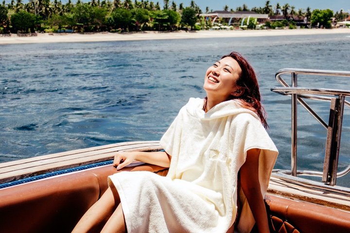 Nusa Penida Premium Day from Bali: Manta Rays, Yacht & Land Tour