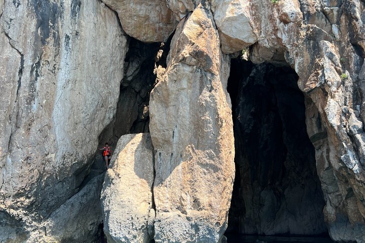 Private Boat Tour: Grama Bay and +15 Beaches of Himarë, Albania