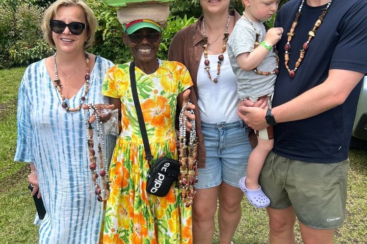 Grenada’s Best: Waterfalls, Chocolate, Rum and Rainforest Tour