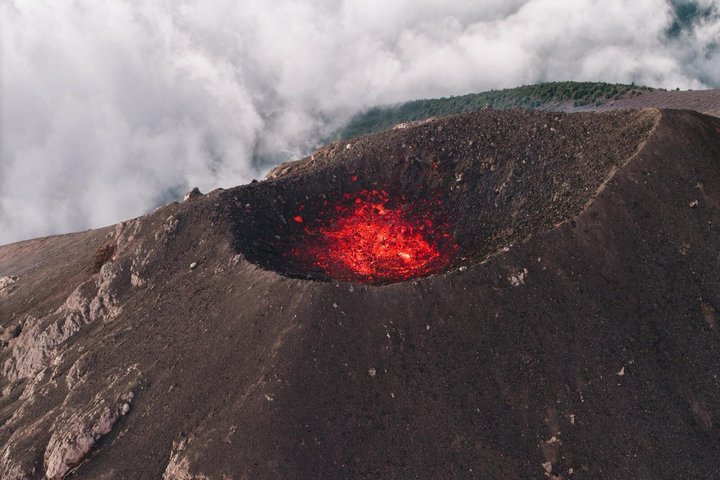 Two day hiking tour to the Acatenango Volcano