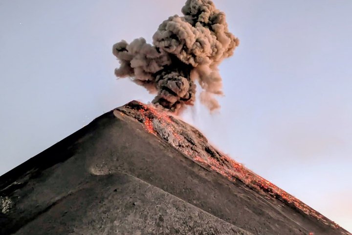 Two day hiking tour to the Acatenango Volcano