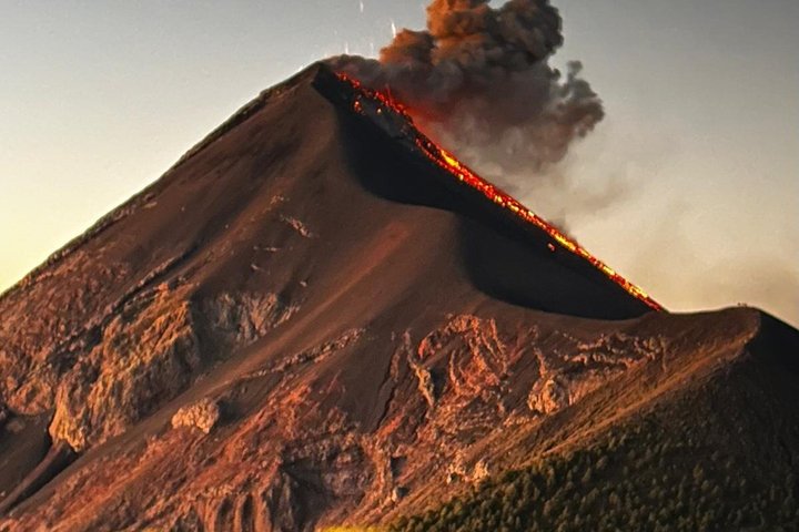 Two day hiking tour to the Acatenango Volcano