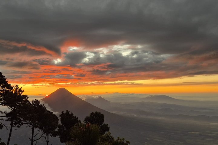 Two day hiking tour to the Acatenango Volcano