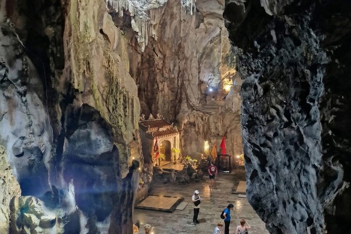 Da Nang private car: Golden Bridge, My Son & Marble Mountains