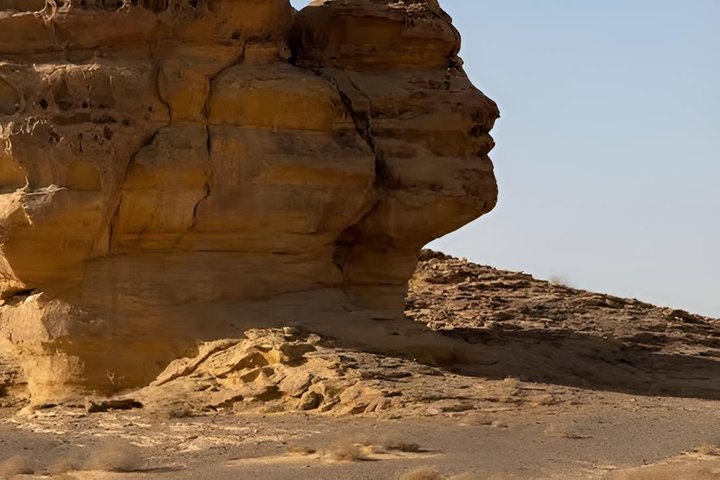Visiting the Incredible Heritage Site Hegra in AlUla.