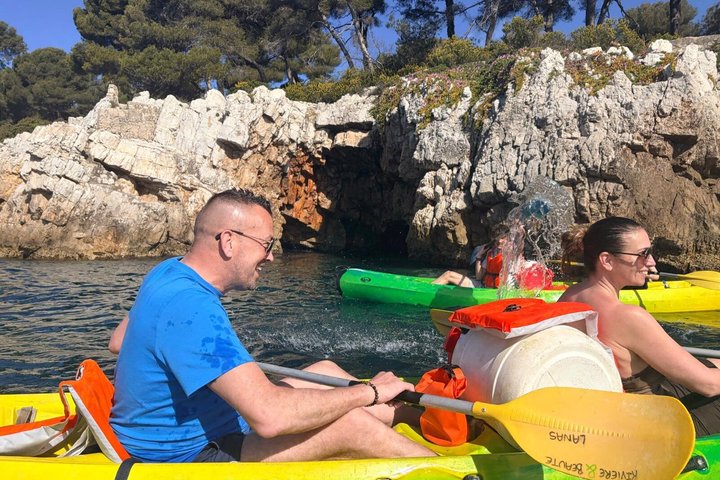 Cap-d'Antibes Guided wild adventure and kayak snorkeling