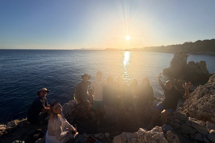 Cap-d'Antibes Guided wild adventure and kayak snorkeling