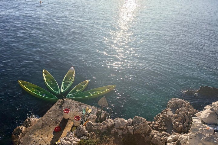 Cap-d'Antibes Guided wild adventure and kayak snorkeling