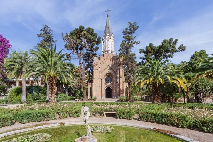 Viña Santa Rita Premium Tour and 5 Wine Tasting Small Group