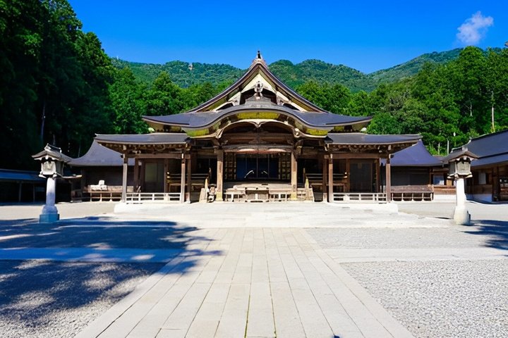 Niigata Private Custom Tour with Local Guide